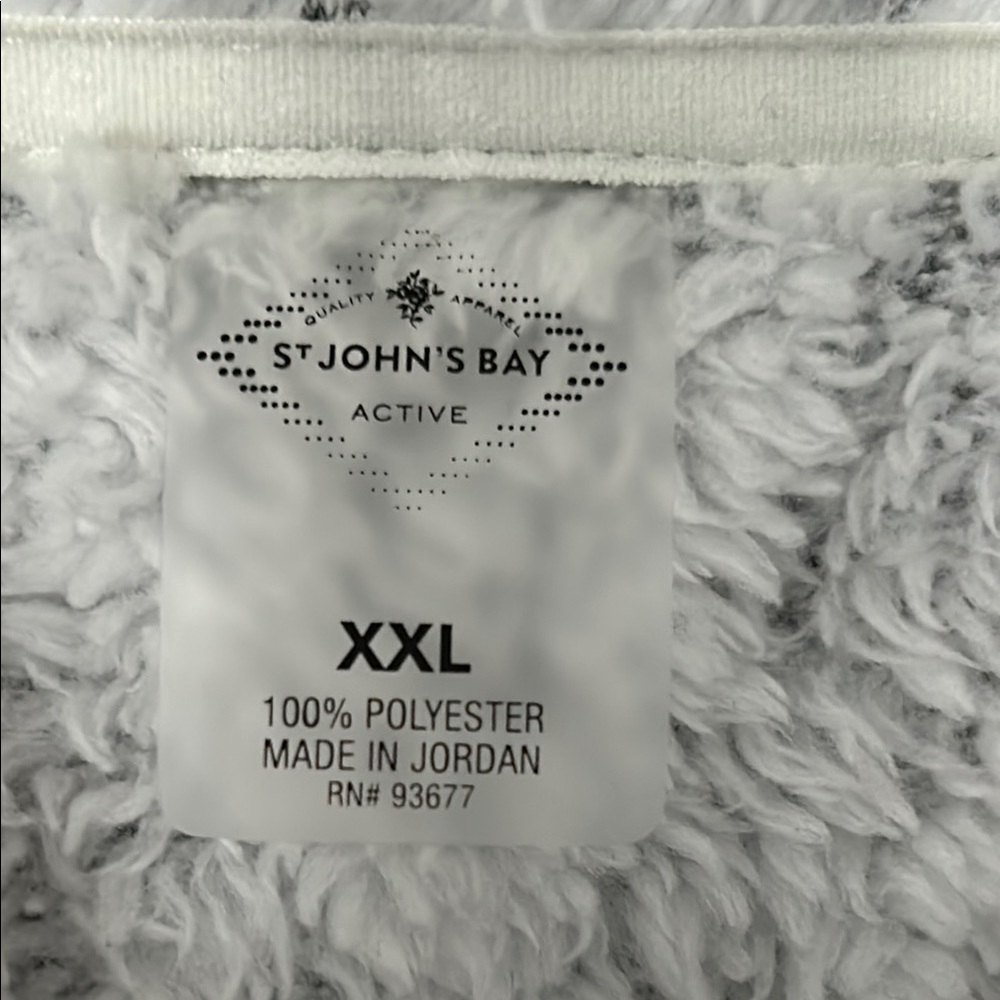 St. John's Bay XXL White Teddy Jacket with Quilted Design - Picture 2 of 11